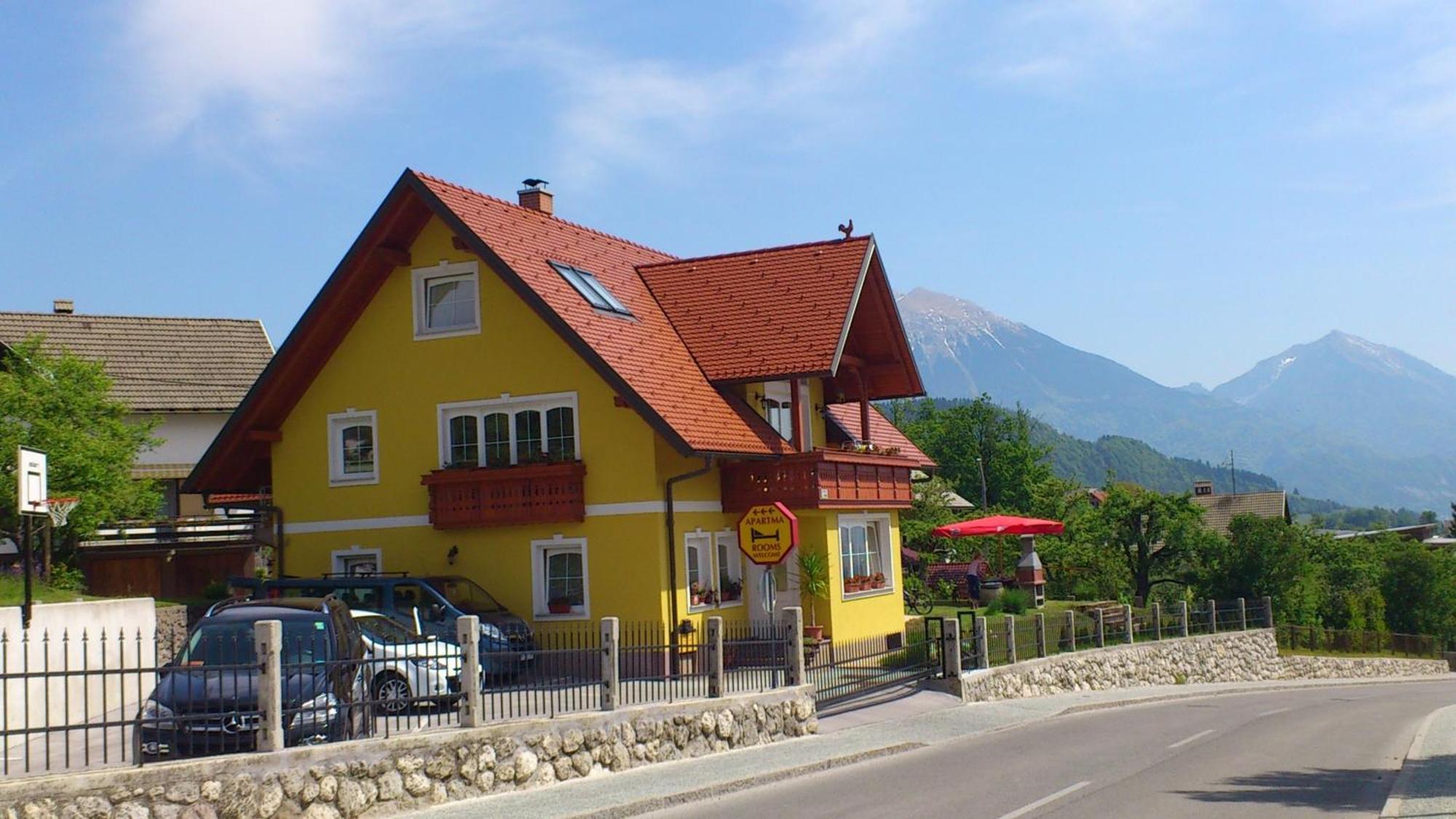 Apartments And Rooms With View On Bled Exterior foto